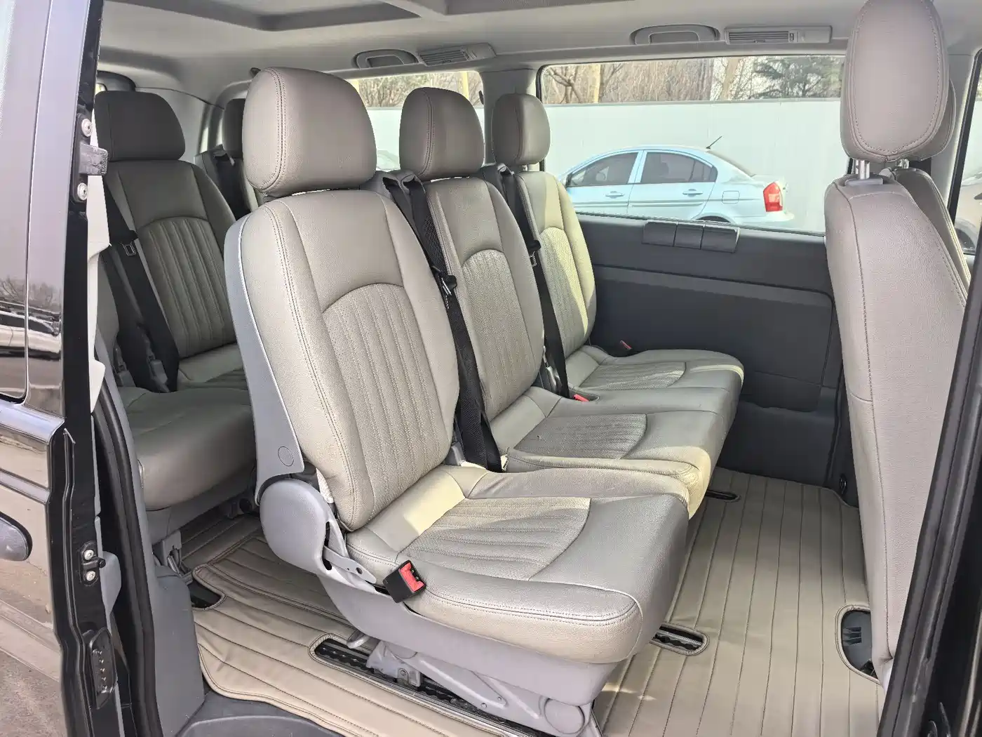 Mercedes-Benz Vito 2011 2.5L Elite Edition фото 9