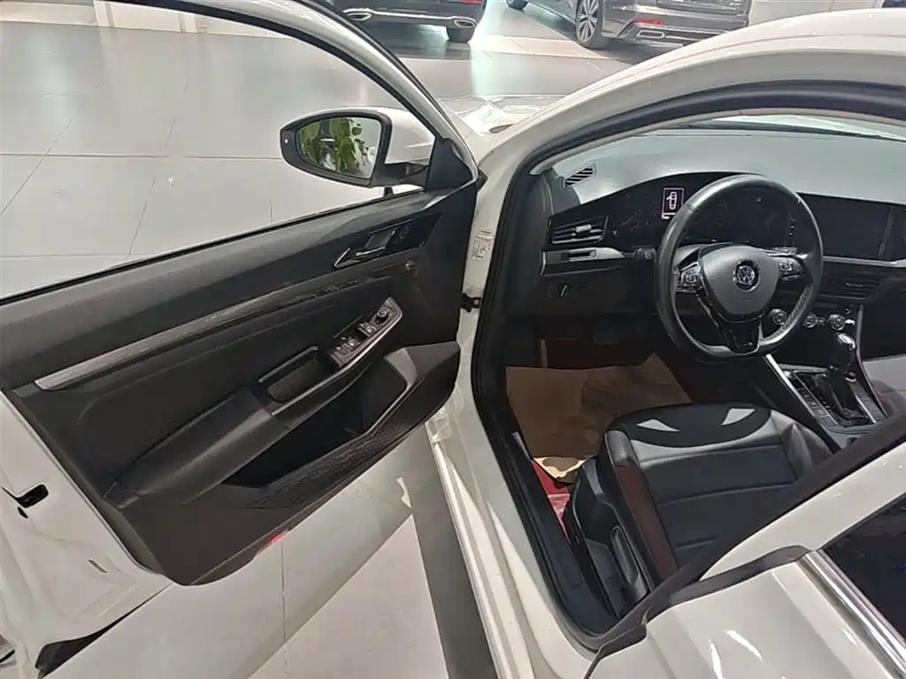 Volkswagen Bora 2019 280TSI DSG Elite Type фото 16