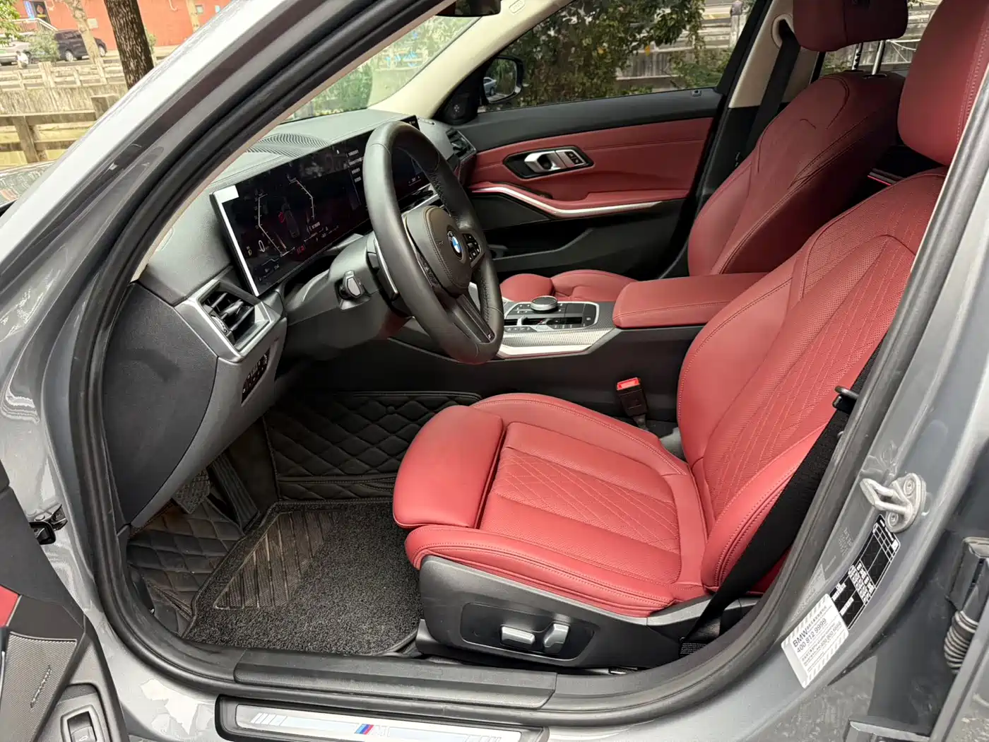BMW 3 Series 2023 325Li M Sport Black Night Package фото 6