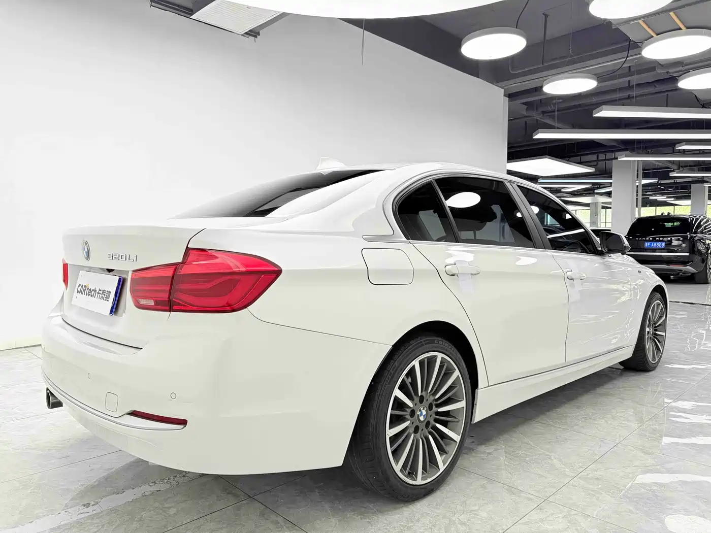 BMW 3 Series 2018 320Li Fashion Style фото 6