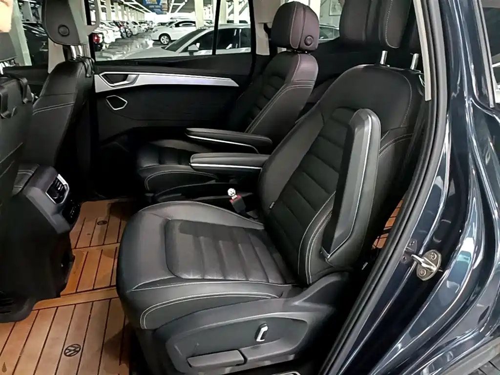 Volkswagen Talagon 2021 380TSI 4WD Luxury Premium Edition Pro фото 17
