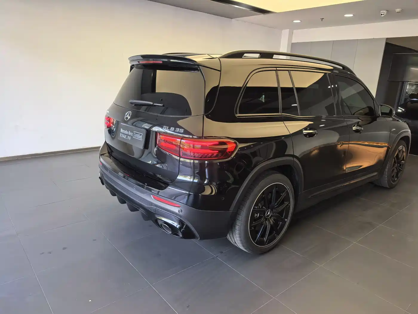 MERCEDES-BENZ GLB AMG