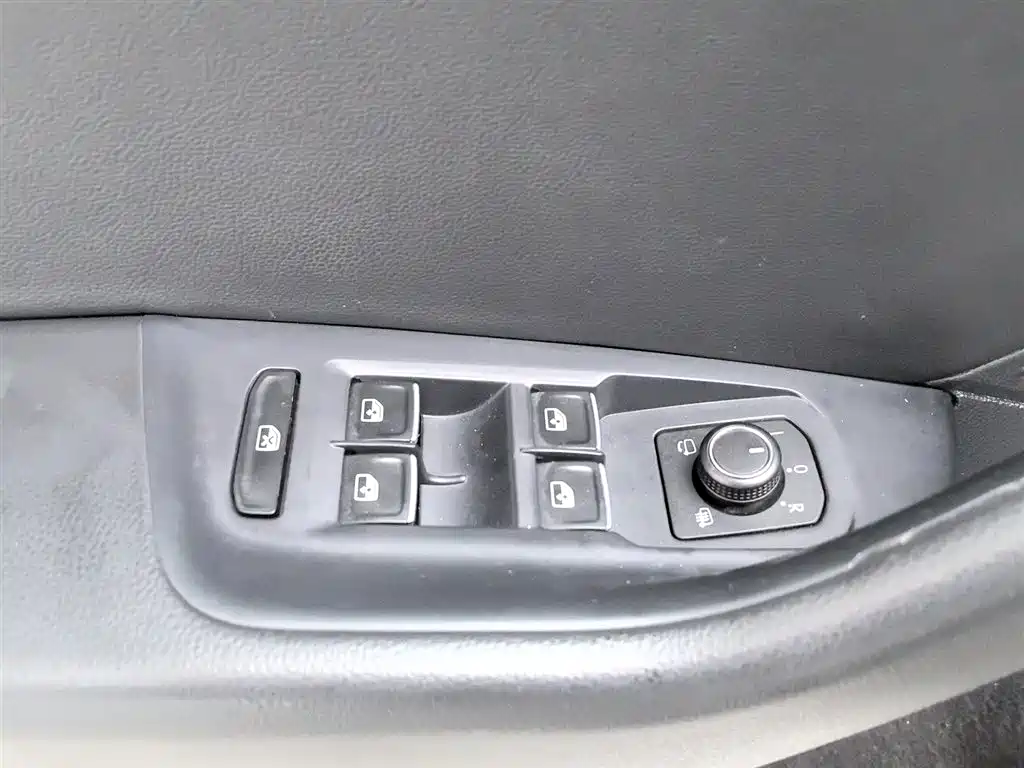 Volkswagen Magotan 2019 280TSI DSG Leading China VI фото 9