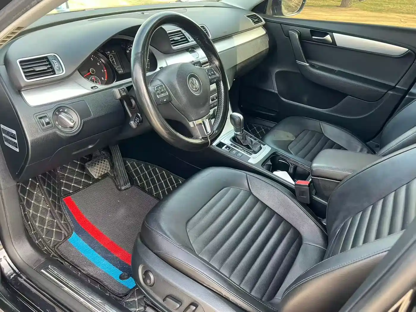Volkswagen Magotan 2016 1.8TSI Smart Leading фото 4