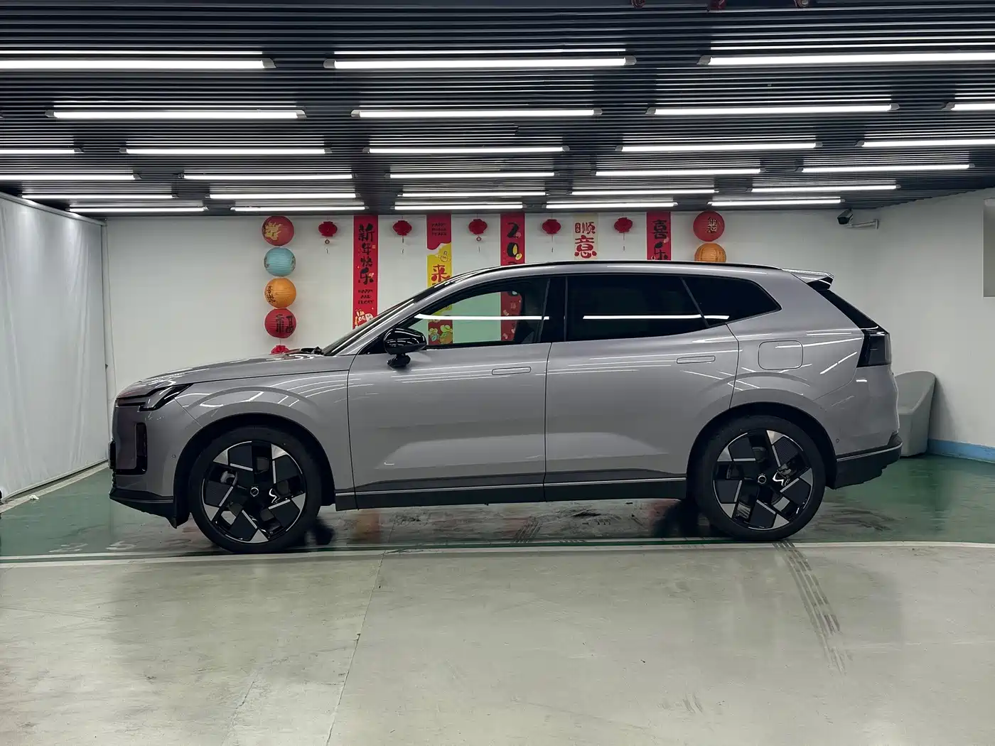 صورة 4 - Volvo XC70 Plug-in Hybrid