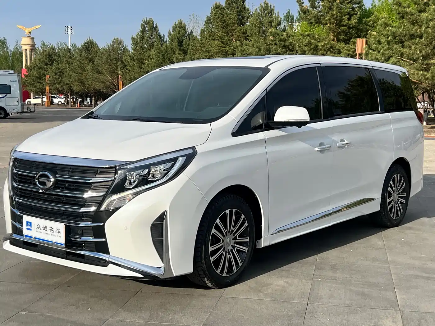 GAC Trumpchi Trumpchi M8 2023 Leading Series 390T Prestige Edition