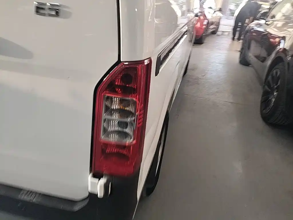 Karry Jiangtun E5 2024 2024 268km Clear Window 6-seater Version