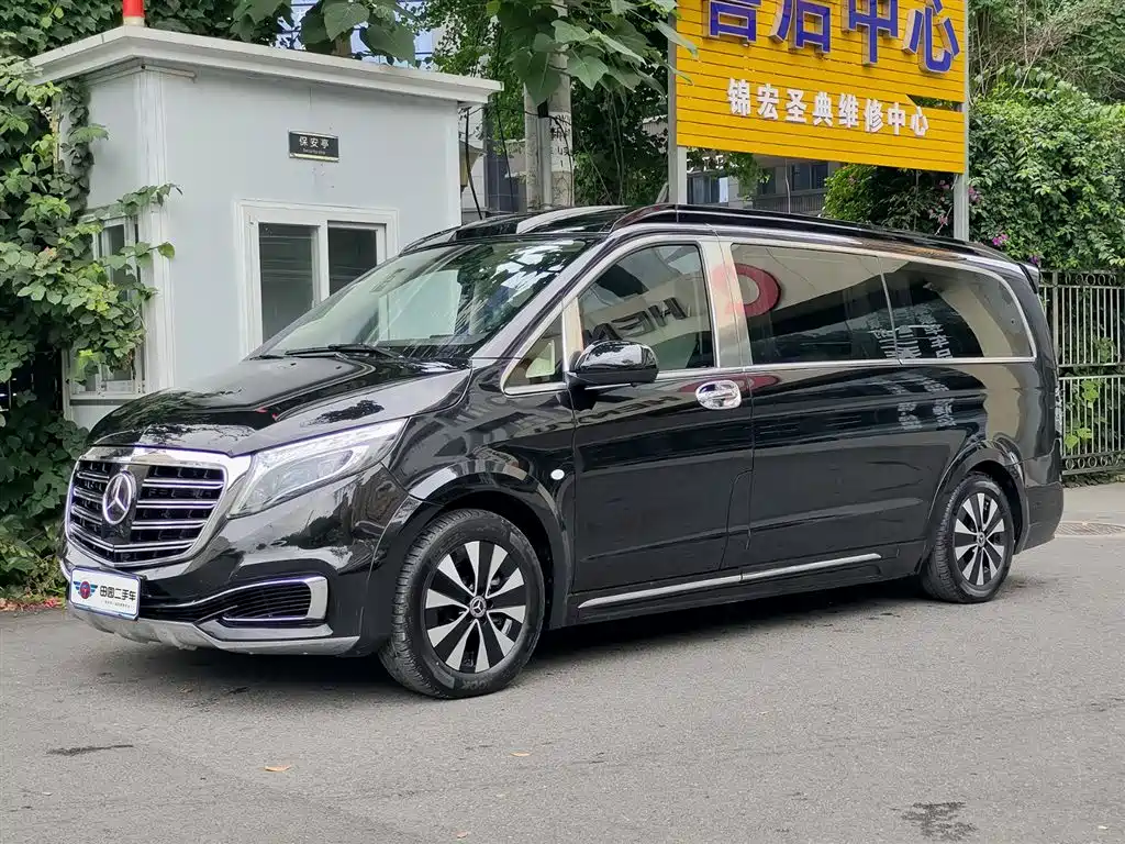 Mercedes-Benz Vito 2023 2.0T Elite 7-Seater