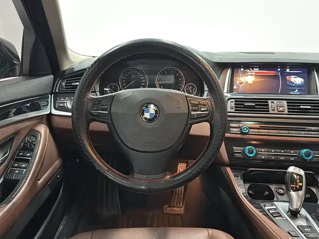 BMW 5 Series 2014 520Li Elegance фото 10
