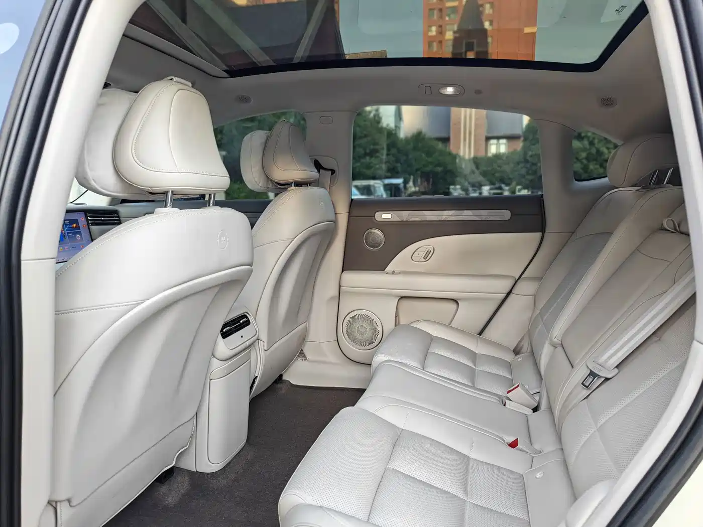 2026 IM Motors IM LS6