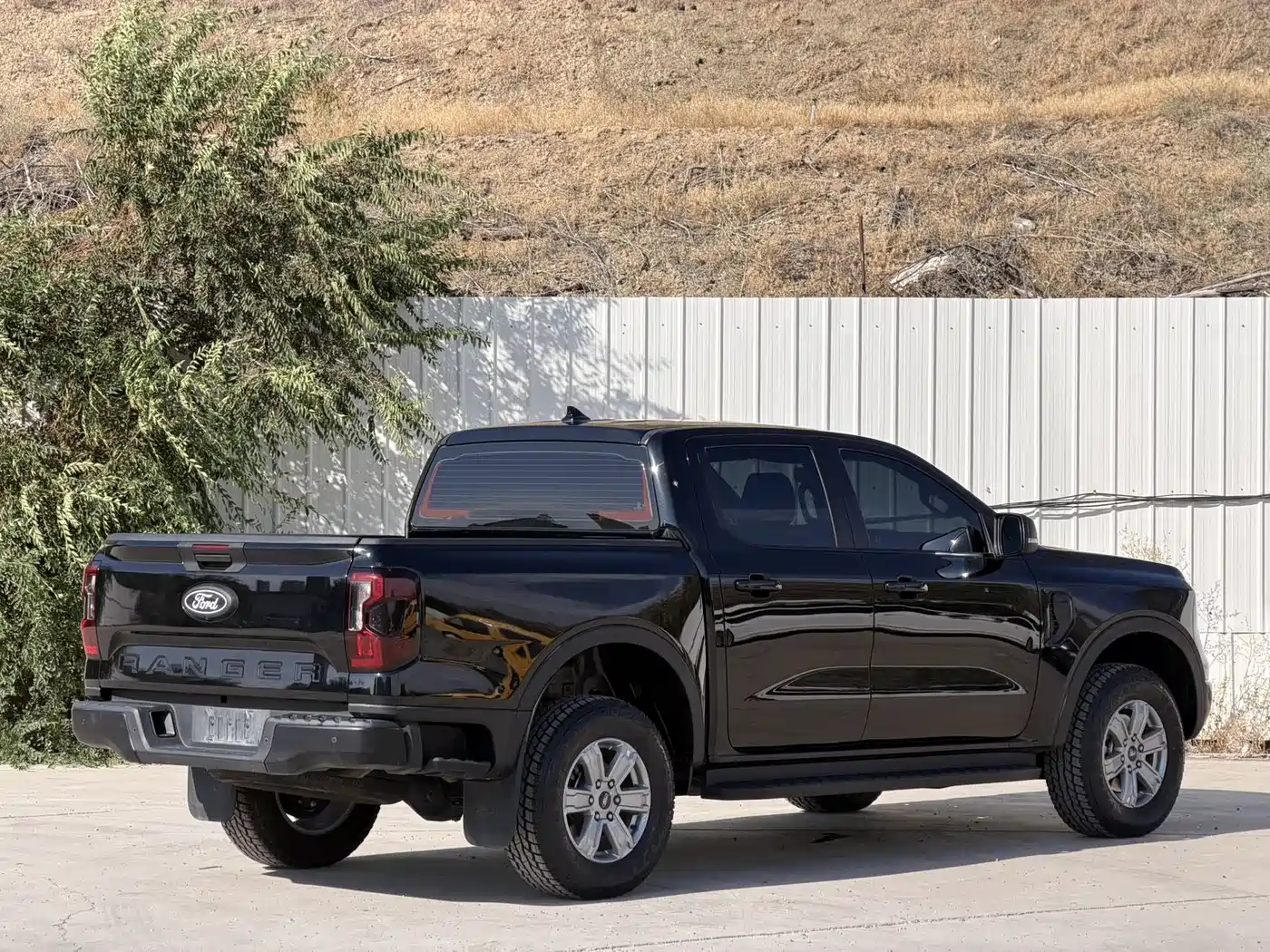 Ford Ranger 2025 2023 Mountain Forest 4WD Automatic (Diesel)
