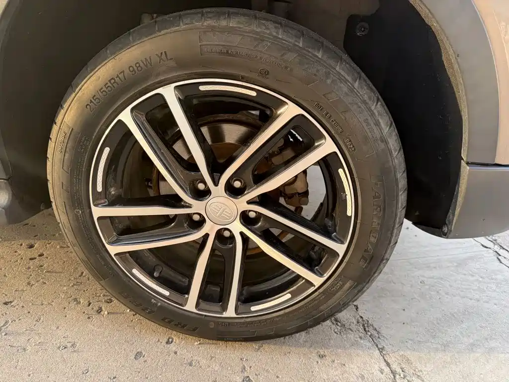 Besturn X40 2018 2018 Internet Celebrity Edition 1.6L Manual Luxury