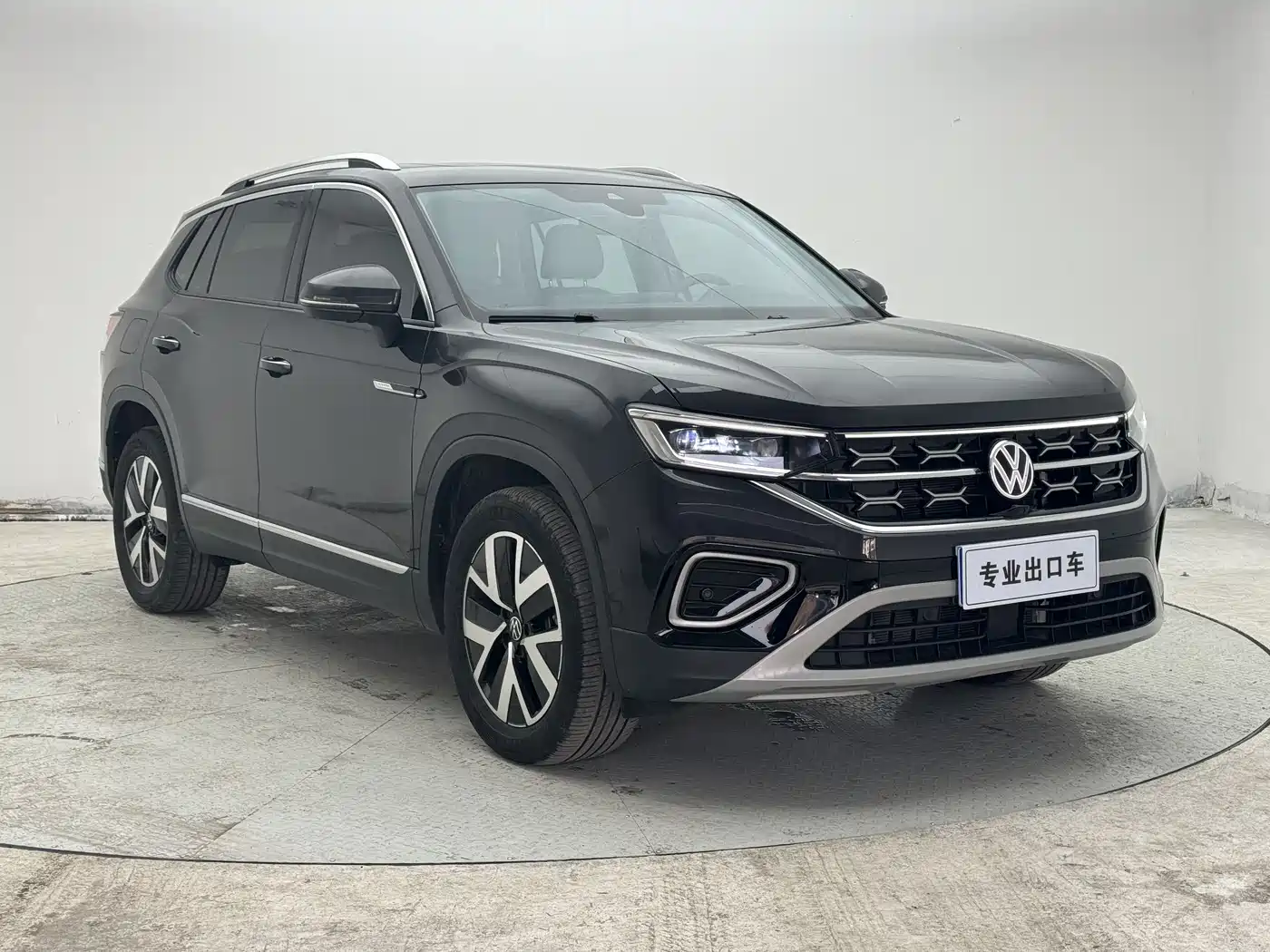 Volkswagen Tayron 2023 280TSI 2WD Luxury Plus Advanced Edition фото 7