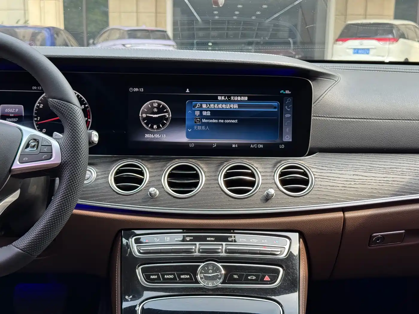 Mercedes-Benz E-Class 2016 E 200 L Sport Type фото 13
