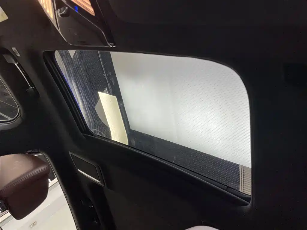 BMW 7 Series 2019 Facelift 740Li xDrive Executive M Sport Package фото 12