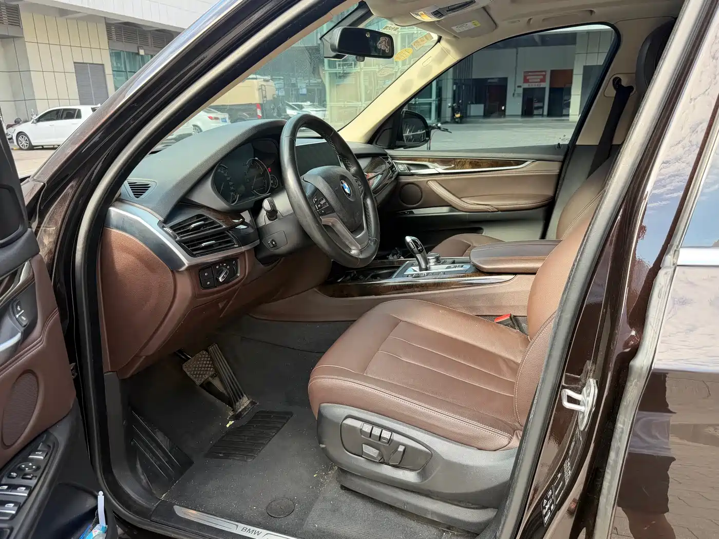 BMW X5 (Import) 2018 xDrive28i фото 4