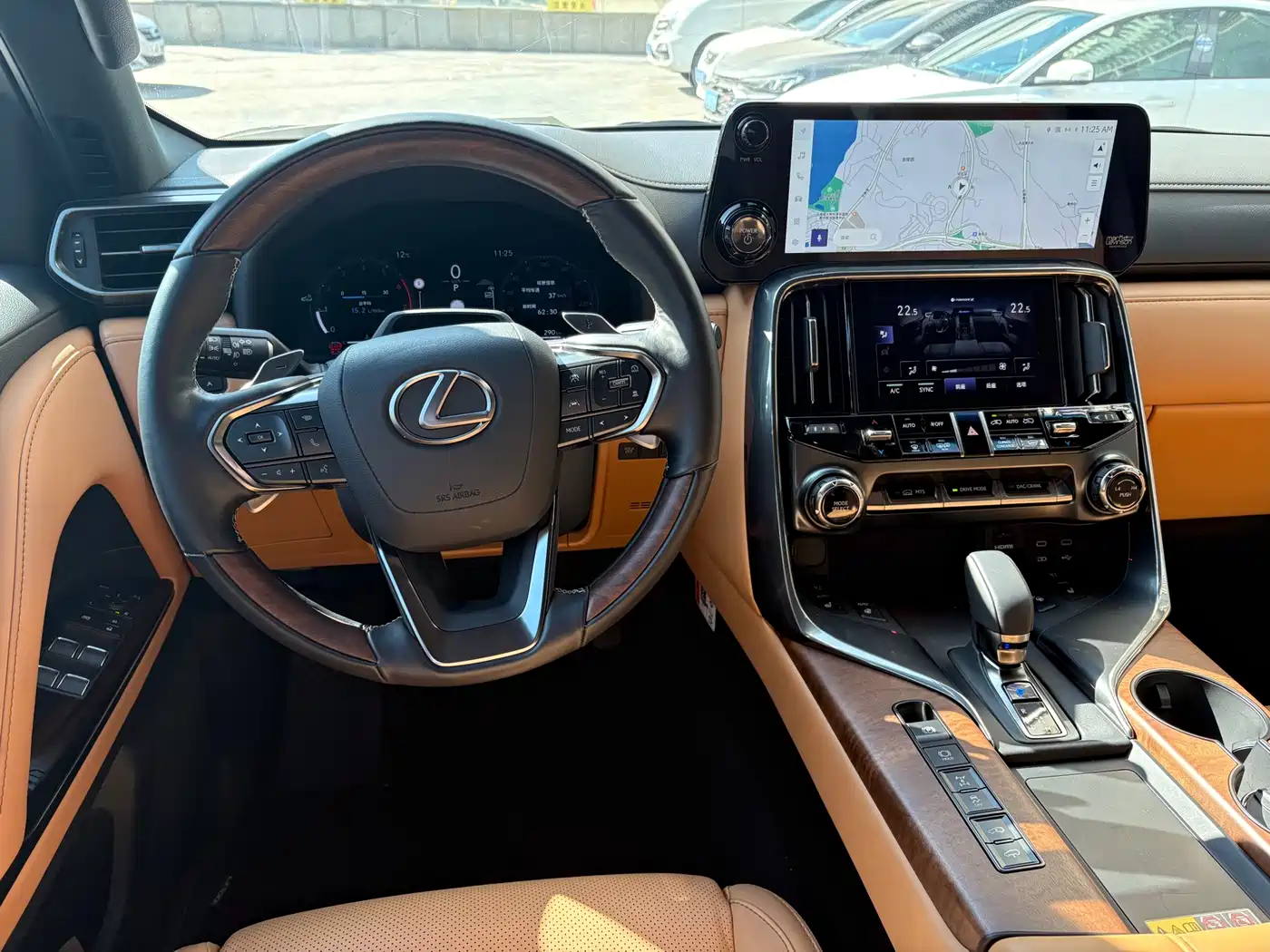 Lexus LX 2025 700h Boundary Edition фото 19