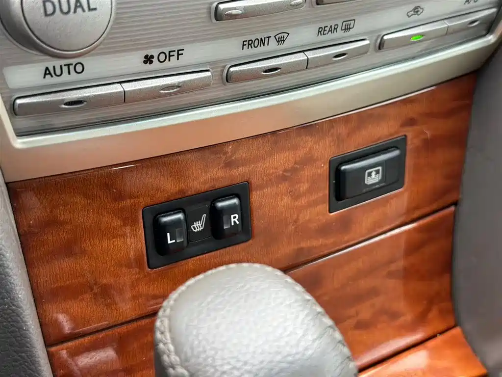 Toyota Camry 2008 240G Luxury Edition фото 9