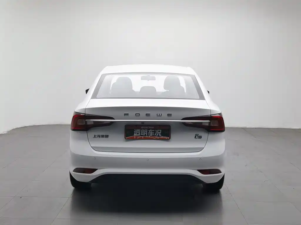 Фото 4 - Roewe i5
