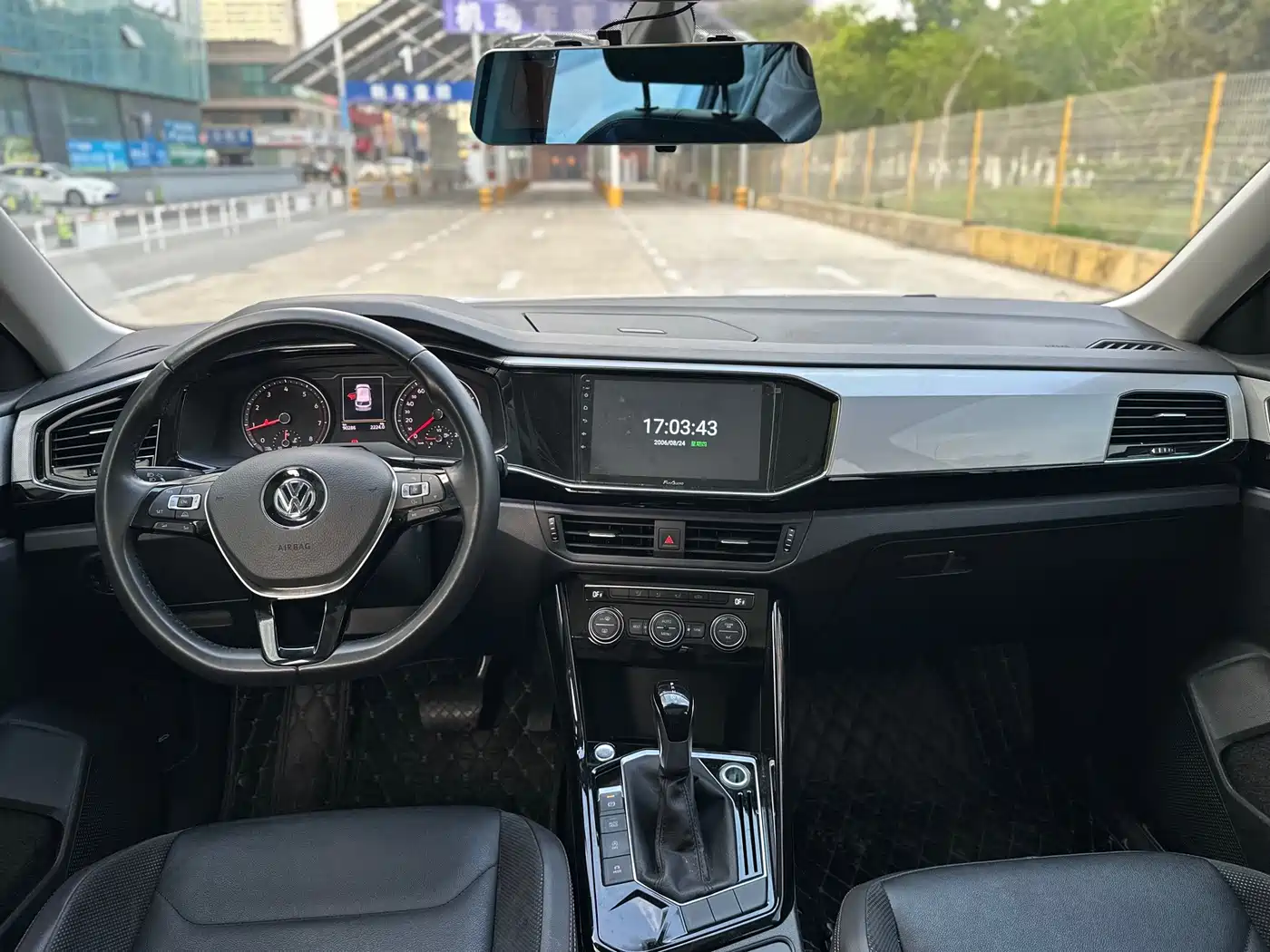 Volkswagen Tayron 2019 330TSI 2WD Luxury China VI фото 9