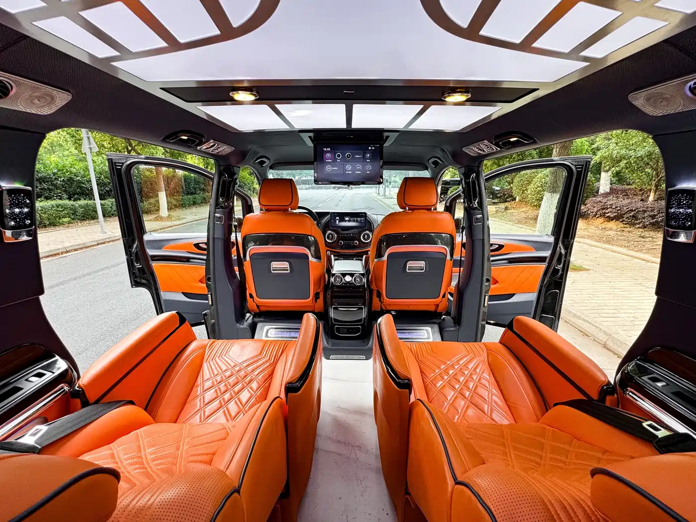 Mercedes-Benz Vito 2020 2.0T Business Edition (7-seater) фото 13