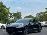 Фото 1 - Tesla Model 3