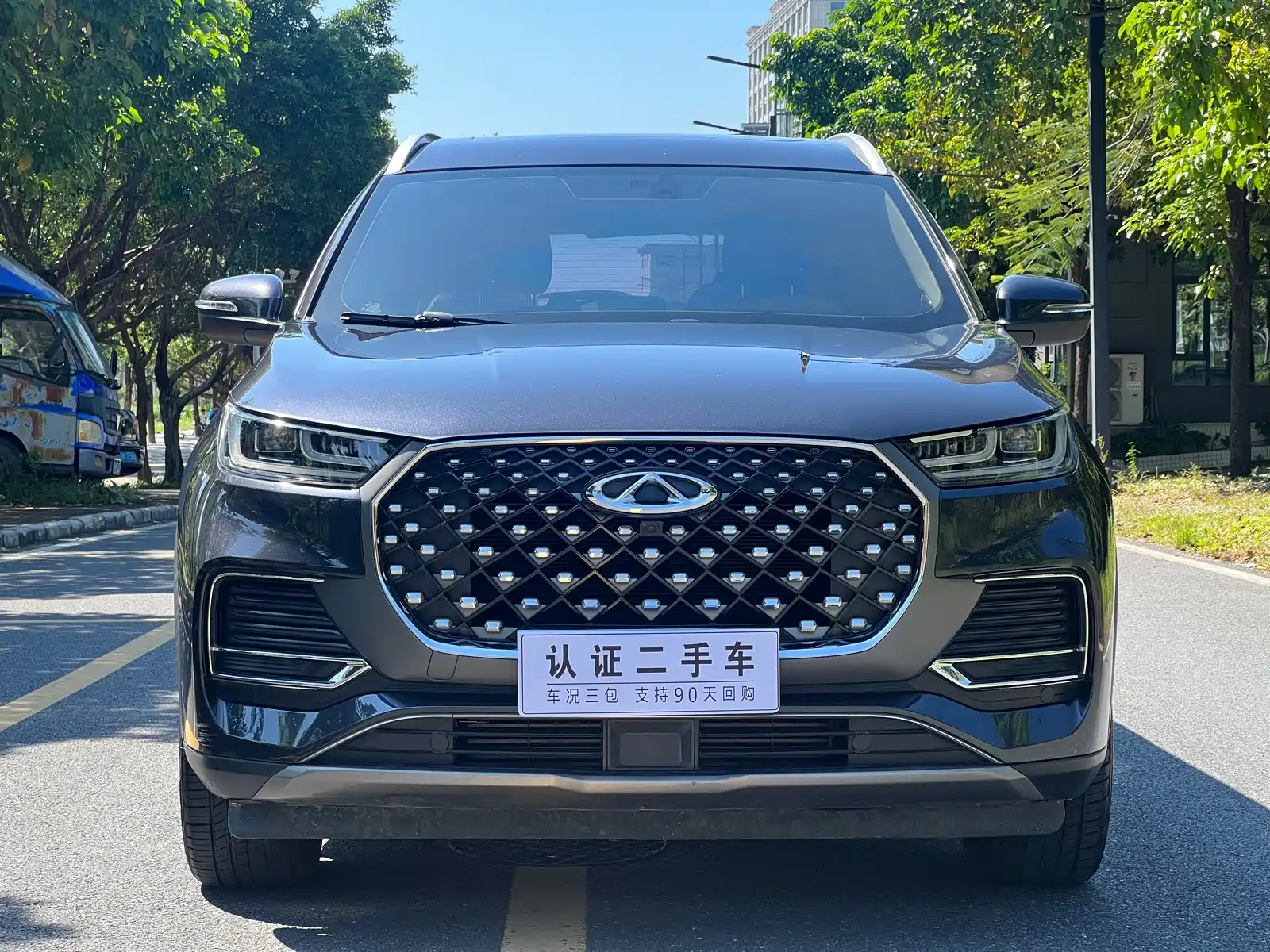 Photo 2 - Chery Tiggo 8 PLUS