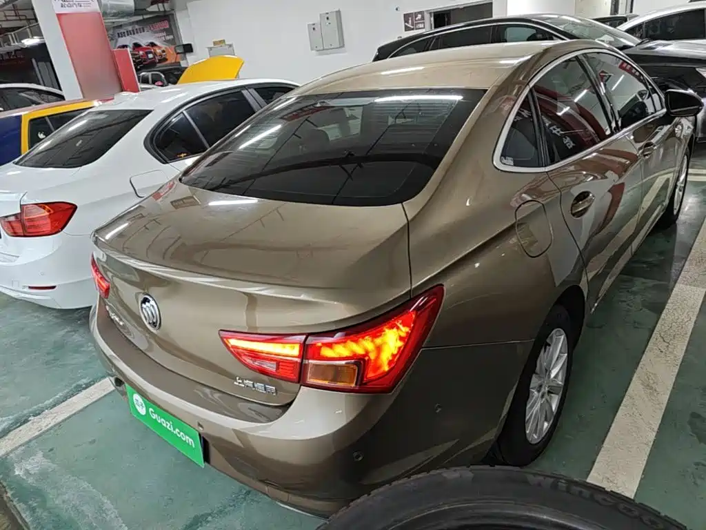 Photo 6 - Buick Verano