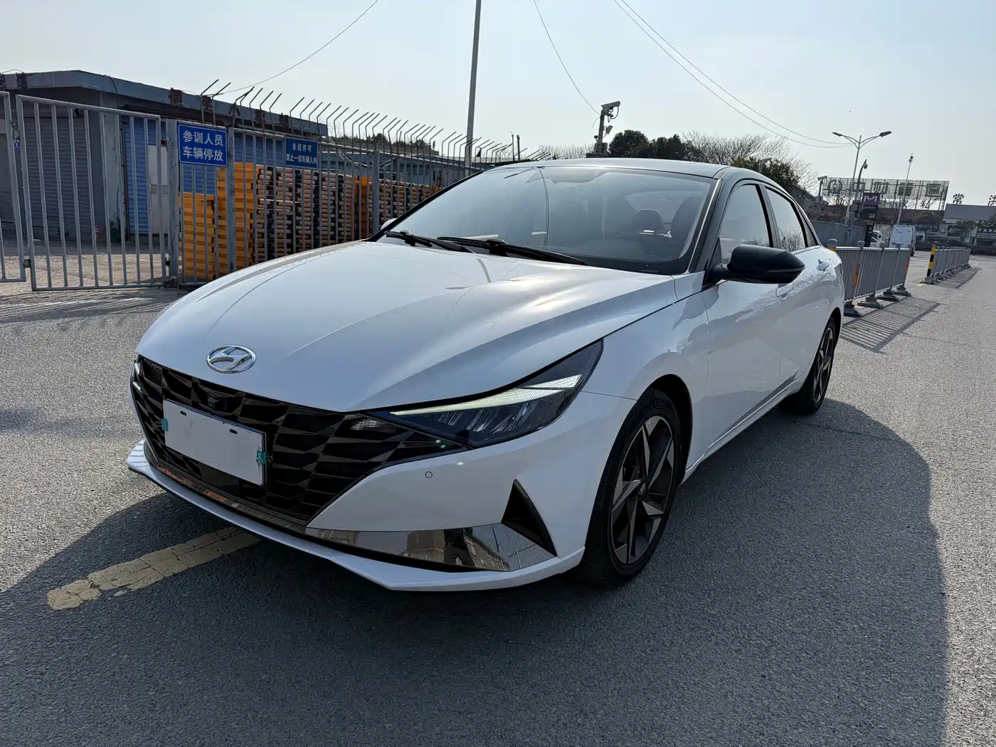 Hyundai Elantra 2021 1.5L CVT TOP Flagship Edition