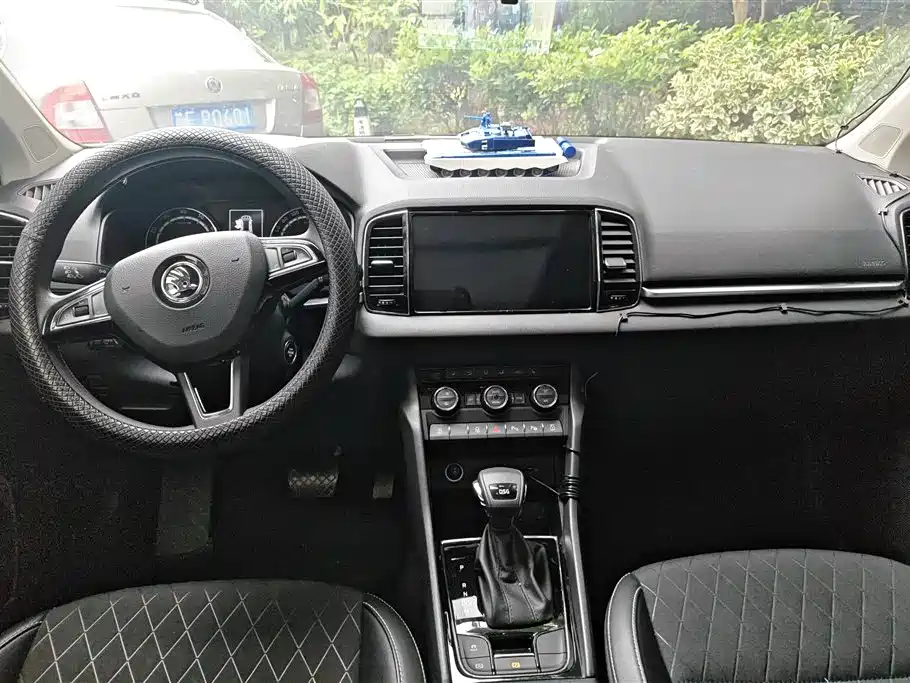Škoda Karoq 2019 TSI280 Smart Drive Luxury Edition China V фото 12