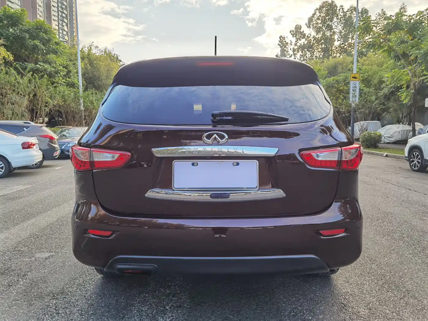 Infiniti QX60 (Import) 2016 2014 Model 2.5 S/C Hybrid 2WD Excellence Edition