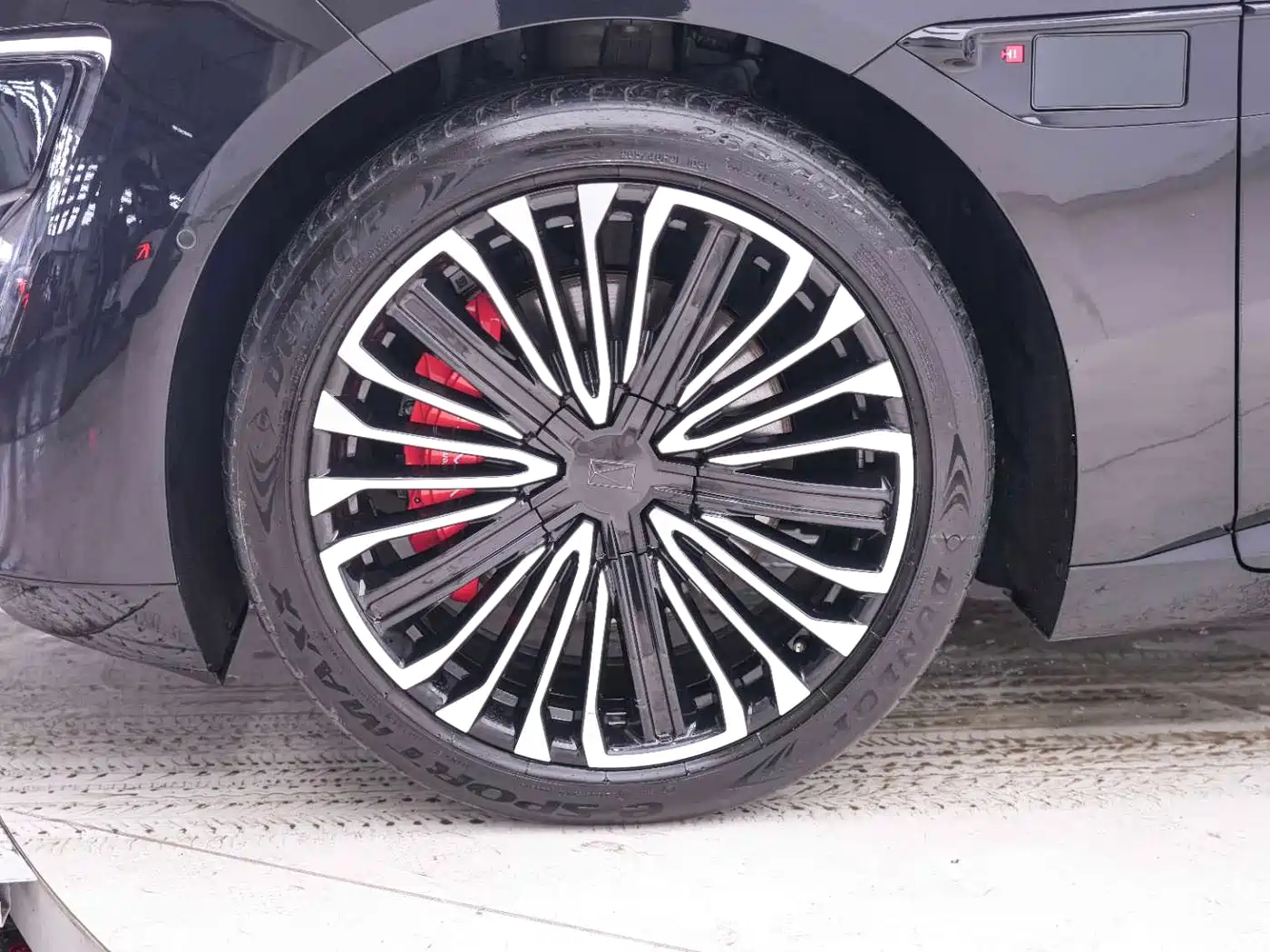Avatr 12 2025 Ultra Extended Range Edition фото 10