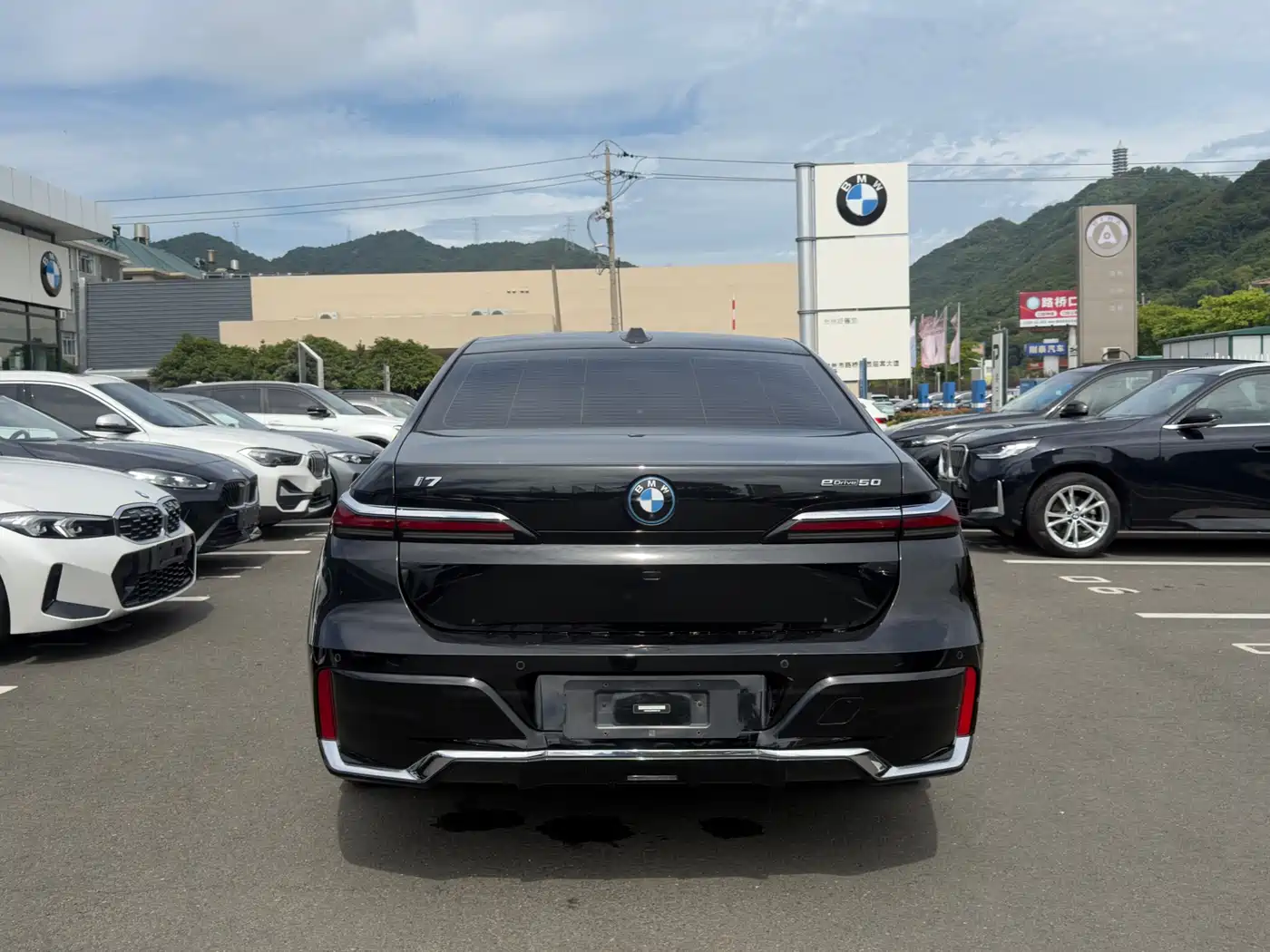 BMW i7 2023 2023 eDrive50L Premium M Sport Package
