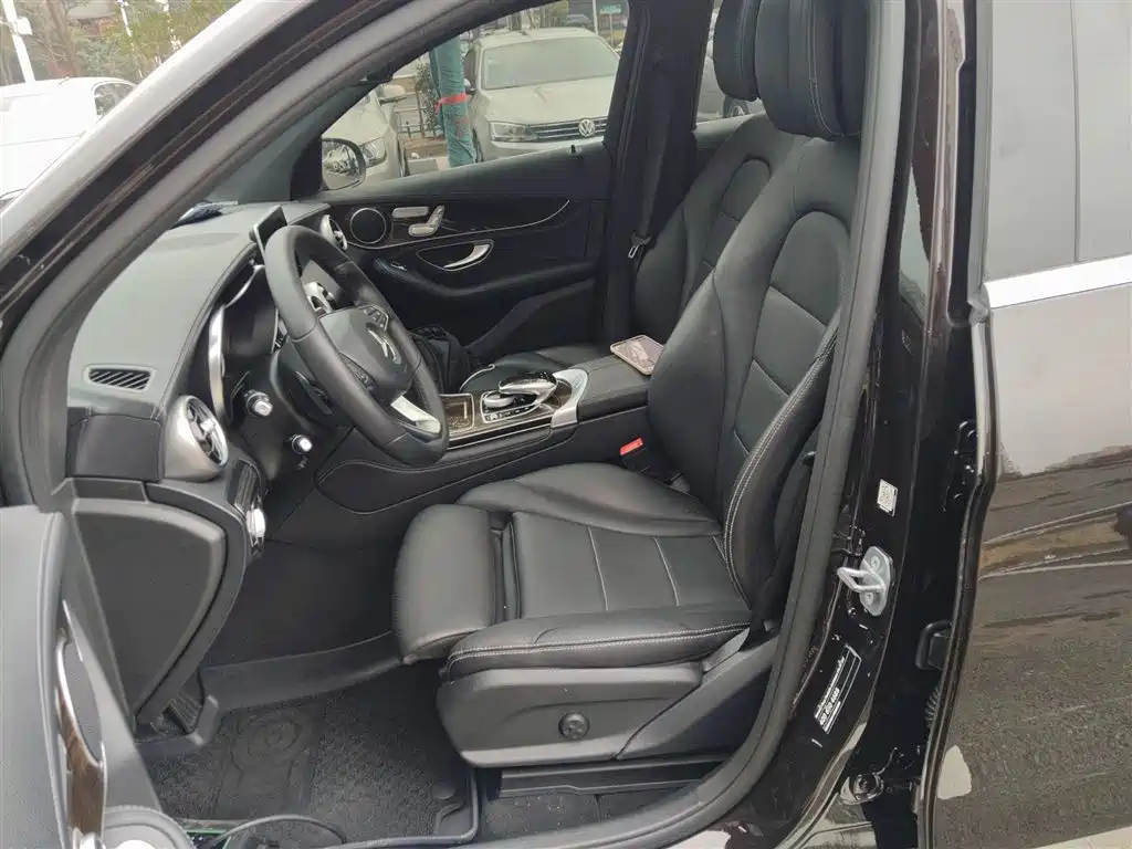 Mercedes-Benz GLC 2019 GLC 260 L 4MATIC Dynamic фото 14