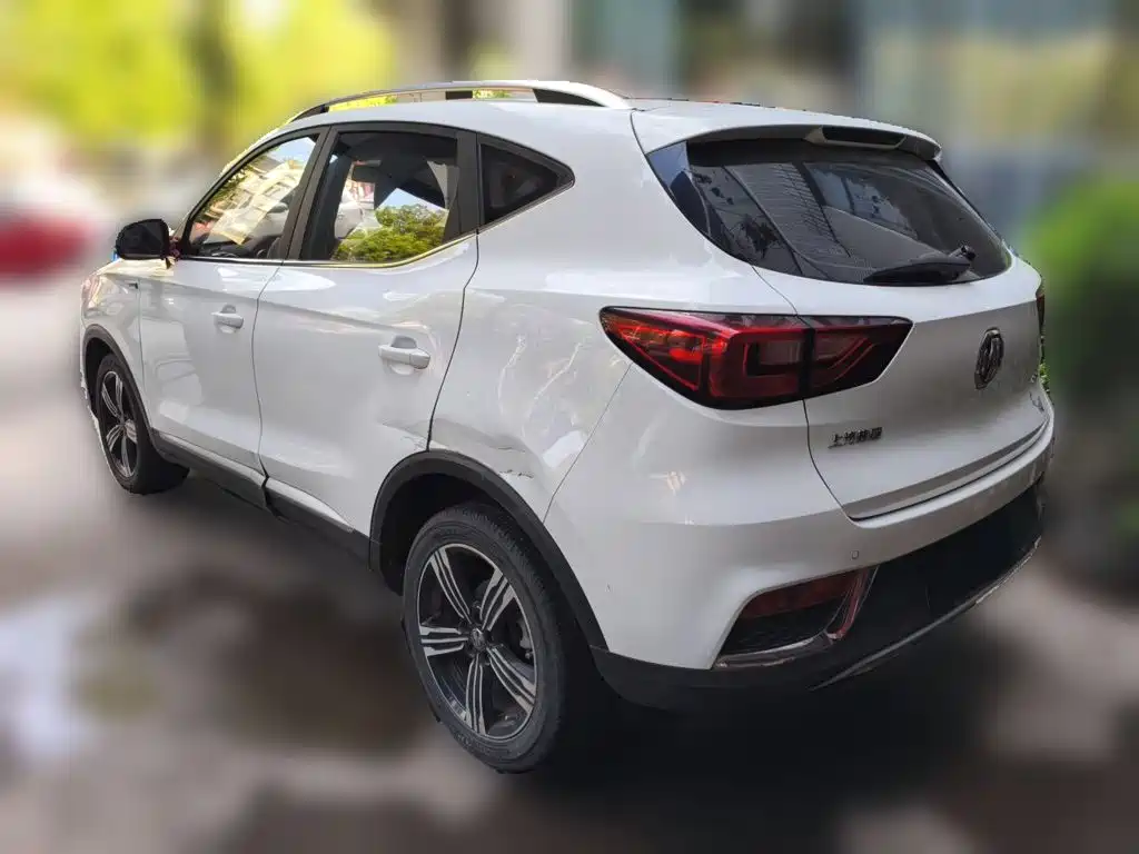 Фото 4 - MG ZS