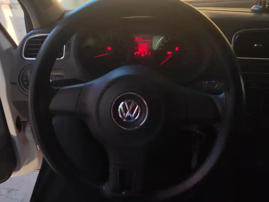Photo 15 - Volkswagen Polo