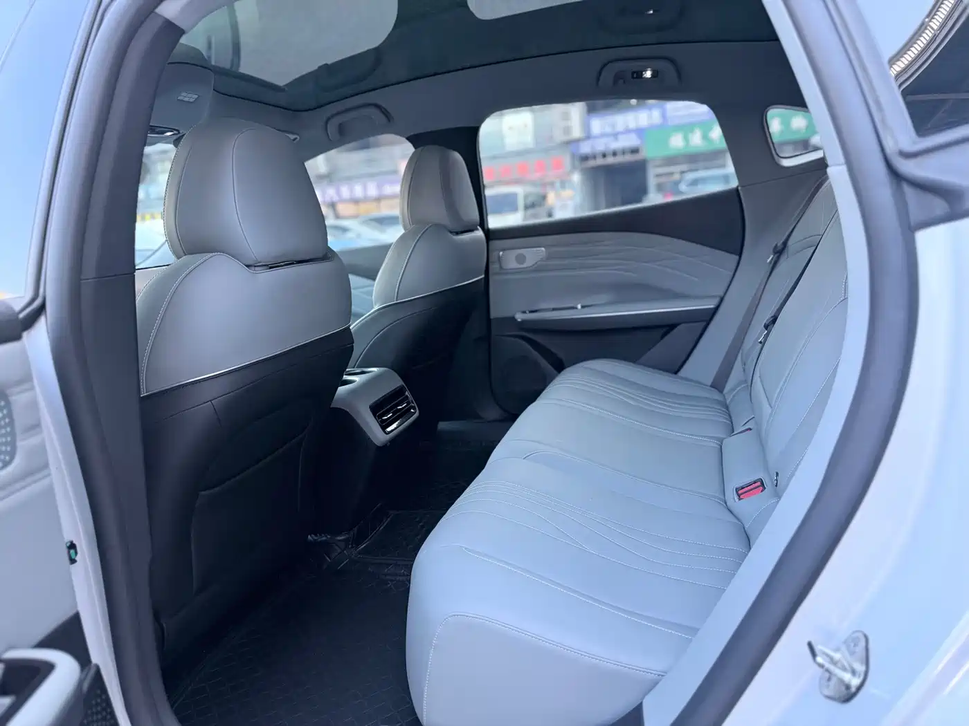 Geely Galaxy Galaxy E8 2024 2024 550km RWD PRO