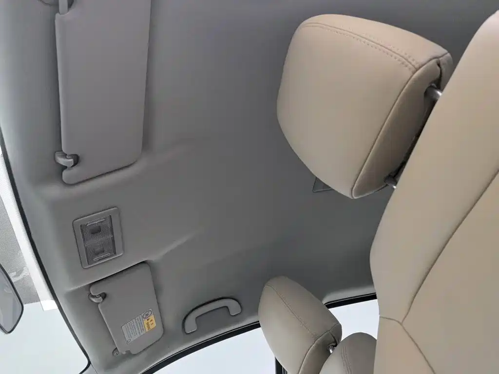 Suzuki Xiaotu 2019 2017 1.6L Manual 2WD Urban Fashion