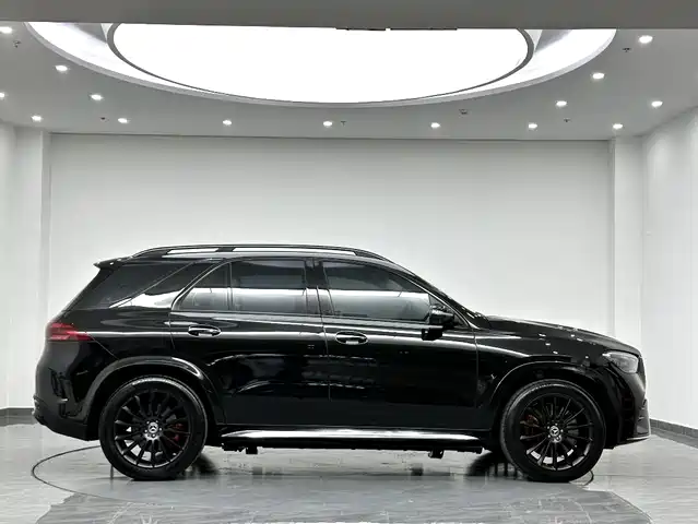 Mercedes-Benz GLE 2024 GLE 450 4MATIC Luxury — фото 5