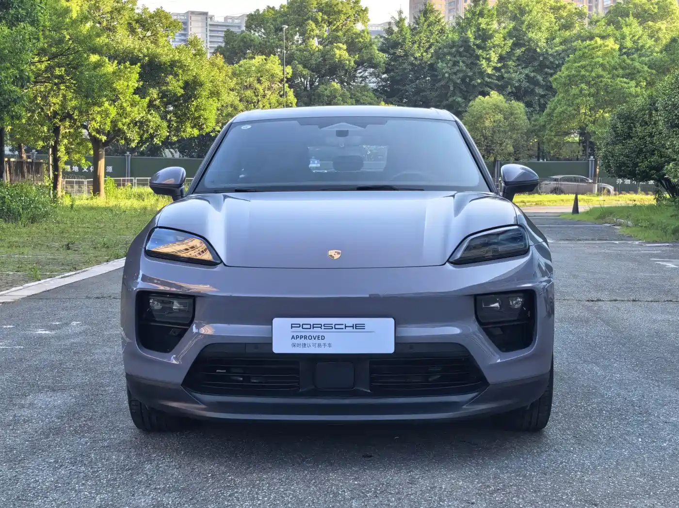 Porsche Macan EV 2024 Macan 4 фото 2