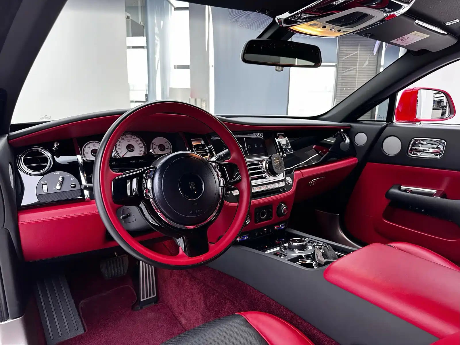 Фото 7 - Rolls-Royce Wraith