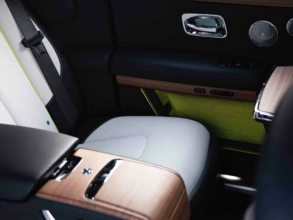 Rolls-Royce Ghost 2024 6.7T Long Wheelbase фото 24