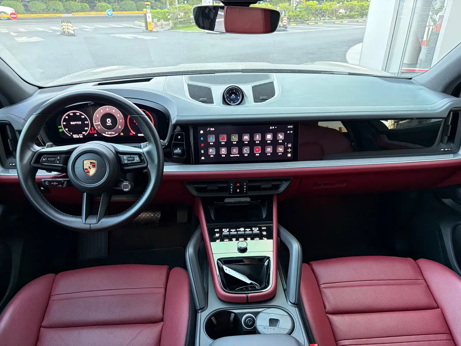 صورة 17 - Porsche Cayenne