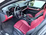 صورة 7 - Porsche Cayenne