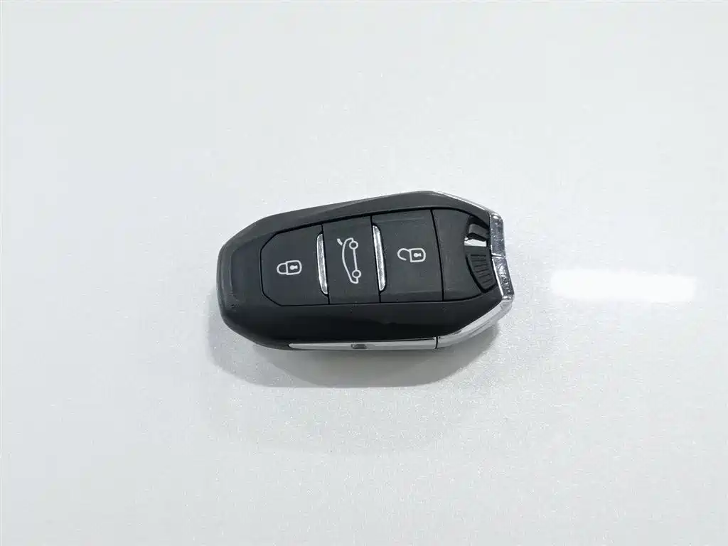 Peugeot 4008 2019 360THP Pioneer Edition фото 19