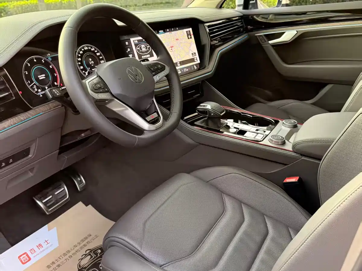 Volkswagen Touareg 2020 3.0TSI Enjoyment Edition China VI фото 8