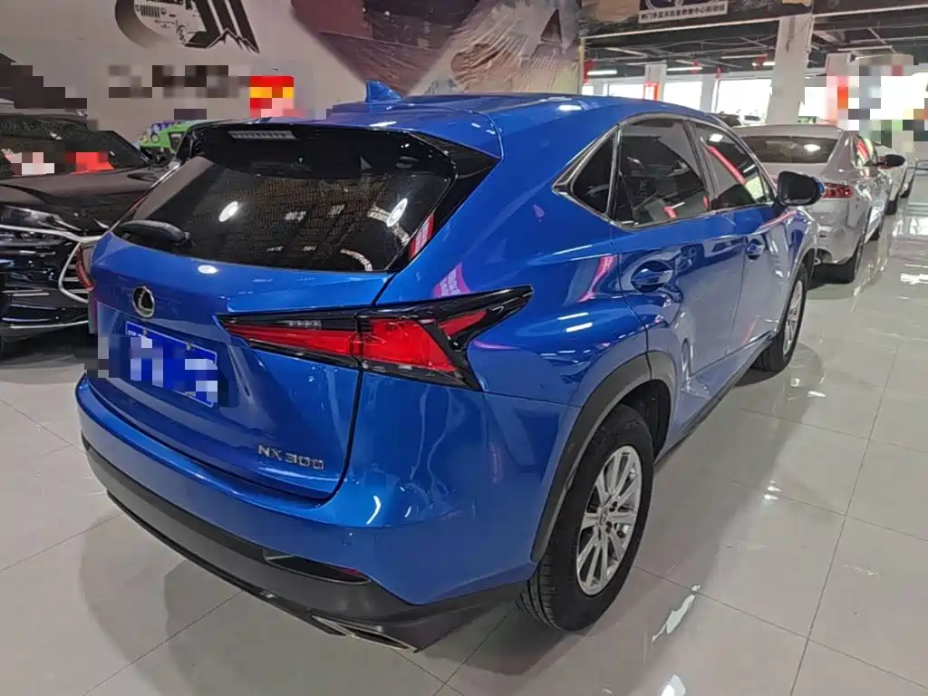 Фото 7 - Lexus NX