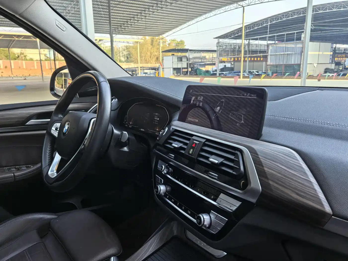 BMW X3 2021 xDrive28i Luxury Package фото 39