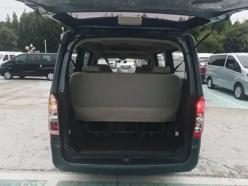 Wuling Motors Wuling Rongguang V 2015 2015 1.5L Basic