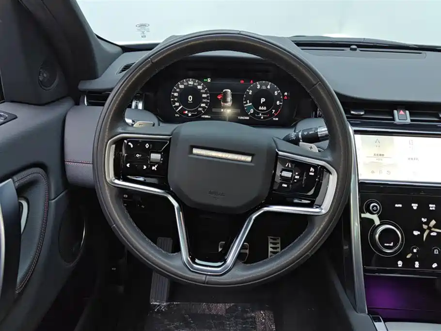 Land Rover Discovery Sport 2022 249PS Metropolis Edition 5-Seater фото 15